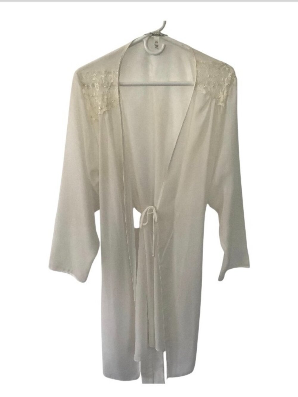 Bella Donna ivory colored lingerie robe with lace details. Size L/XL